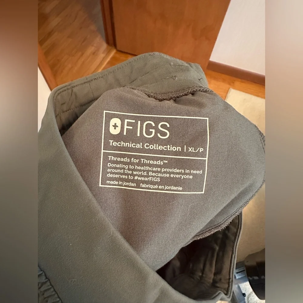 Figs High Waisted Zamora Joggers - Picture 4 of 4